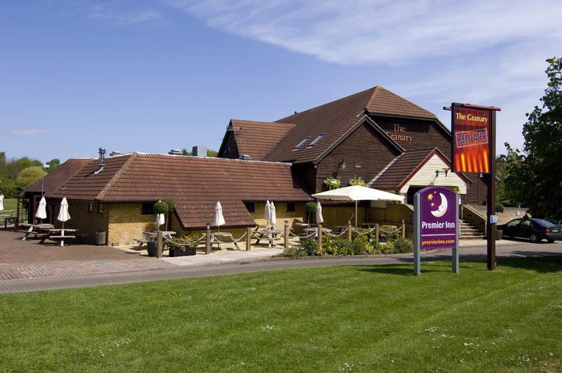 Premier Inn Peterborough - Ferry Meadows Экстерьер фото