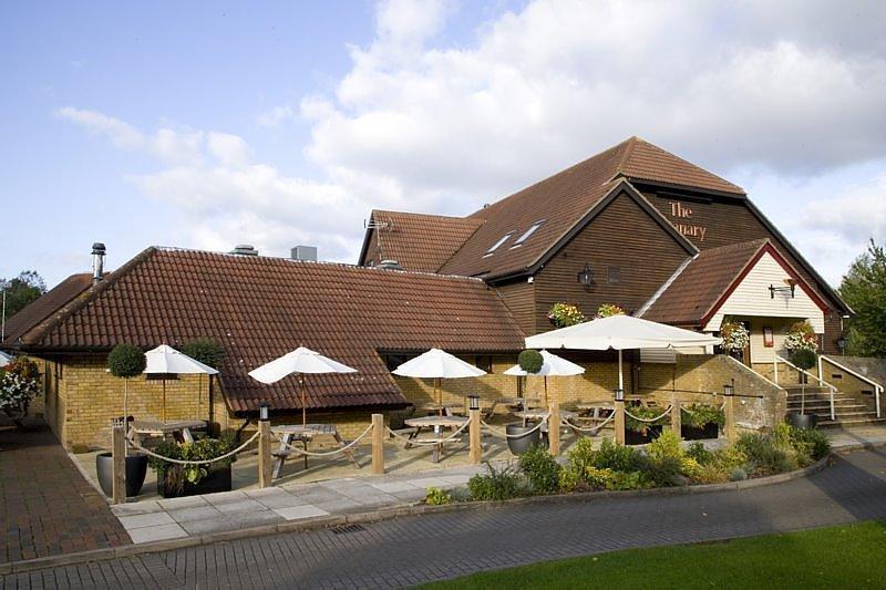 Premier Inn Peterborough - Ferry Meadows Экстерьер фото